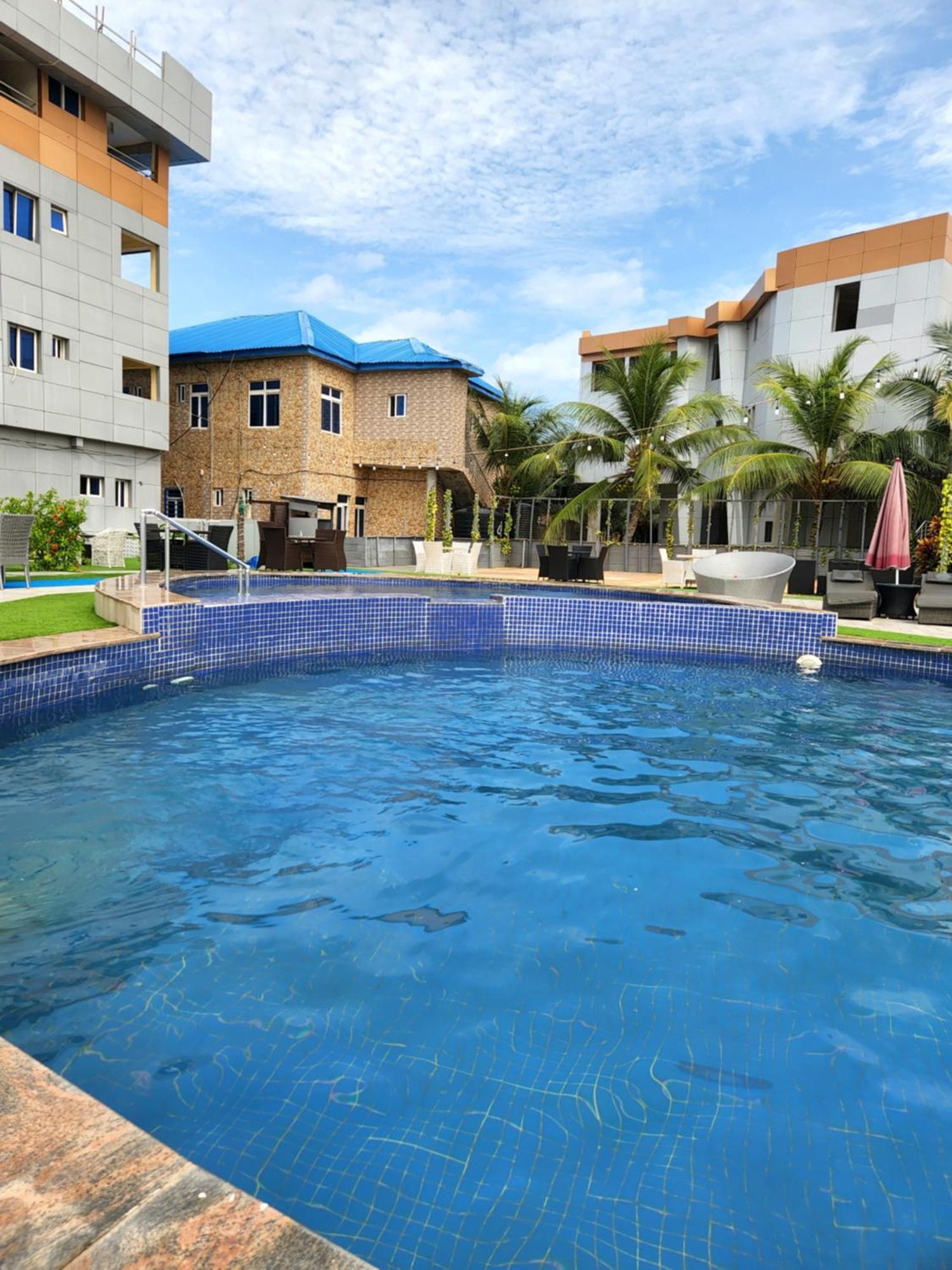 Paradise Beach Resort Lagos Exteriör bild
